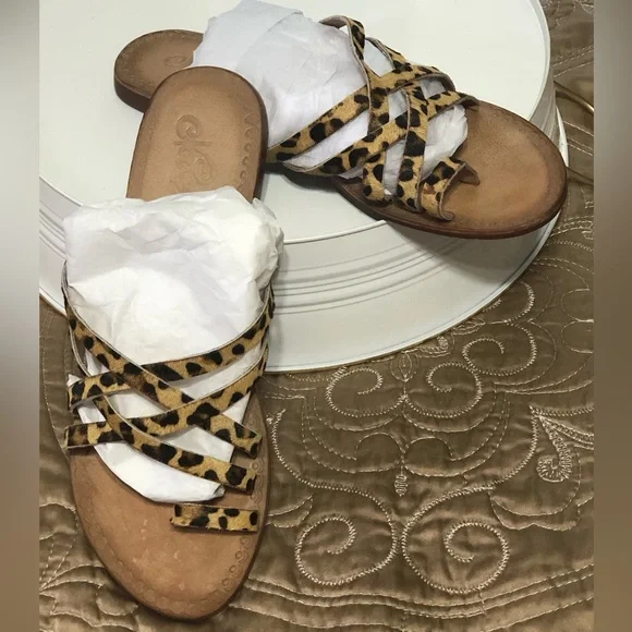 Naught Monkey Zooche Leopard Print Sandals - Picture 2 of 9